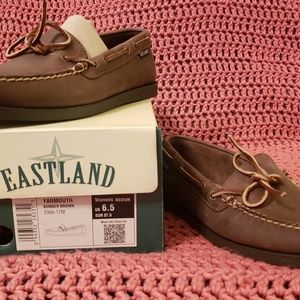 Eastland Yarmouth Bomber brown shoes